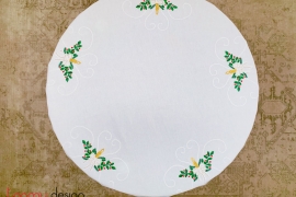 Khăn trải bàn tròn noel (230cm) gồm 12 khăn ăn - thêu nến giáng sinh vàng